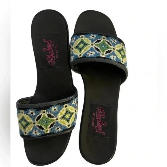 PAIGE Needlepoint Sandals Blue Yellow Leather Lined Women’s Shoes Size 8 8.5 - Picture 2 of 5